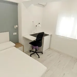 Hispania House Homestay