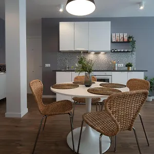 Luis De Vargas Apartment